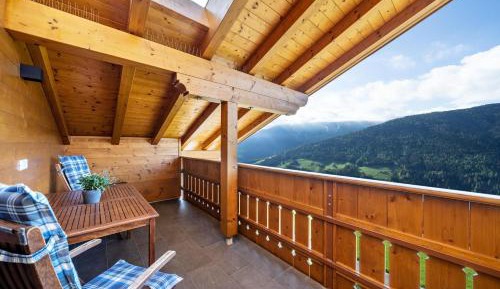 Superior One-Bedroom Apartment with Balcony