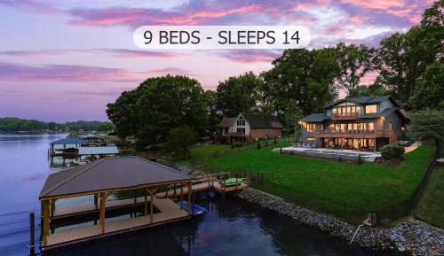 Four-Bedroom Holiday Home
