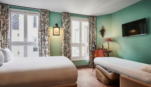 Superior Triple Room