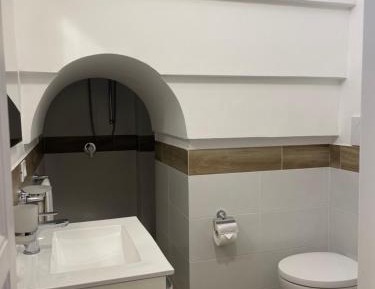 One-Bedroom Apartment (4 Adults)