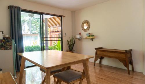 Deluxe Bungalow