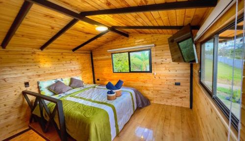 Queen Room with Garden View