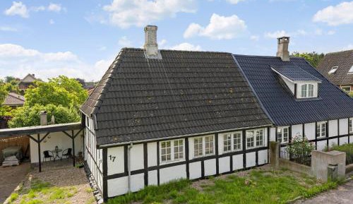 Five-Bedroom Holiday Home