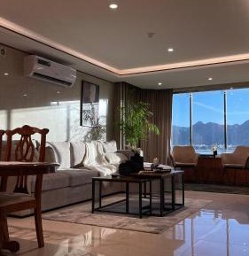 Suite with City View