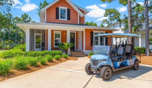 Three-Bedroom Holiday Home 