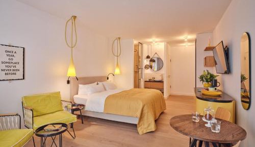 Deluxe Double Room with Balcony