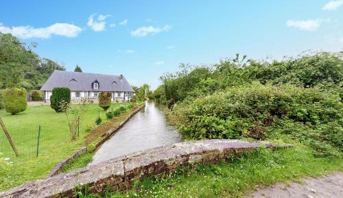 Four-Bedroom Holiday Home
