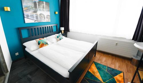 Double Room with Shared Toilet