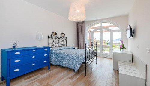 Double or Twin Room with Private Bathroom