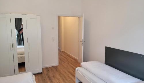 Apartment with Shower