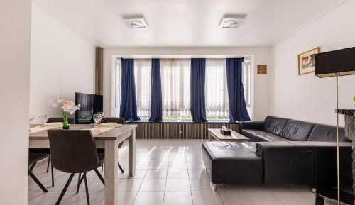Two-Bedroom Apartment with City View
