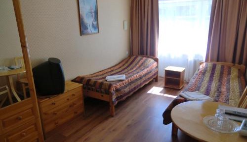 Twin Room with Shared Bathroom