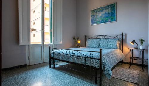 Single Room with Private Bathroom