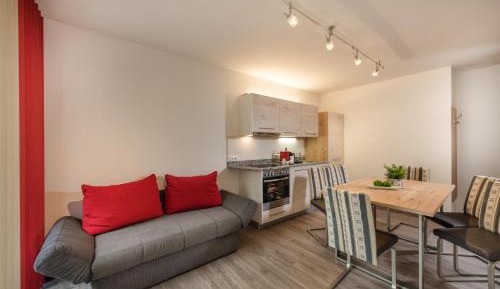 One-Bedroom Apartment Plus with Spa Access 