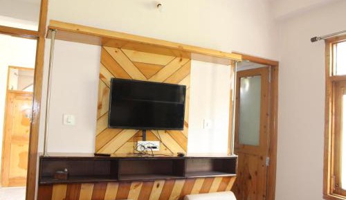 Double Room with Mountain View