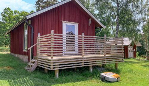 One-Bedroom Holiday Home