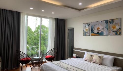 Large Single Room