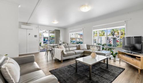 Superior Holiday Villa(2BR)