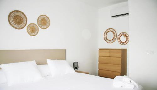 Three-Bedroom Apartment with Balcony
