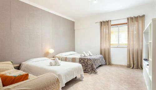 Triple Room with Shared Bathroom