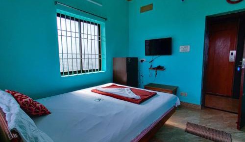 Double Room with Balcony (2 Adults + 1 Child)