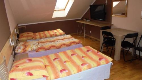 Quadruple Room with Mountain View