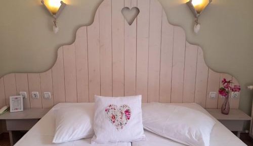 Deluxe Double or Twin Room with Balcony