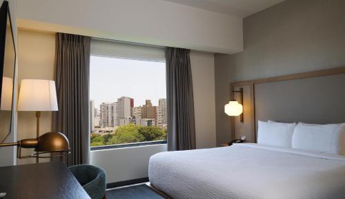 Guest Room, 1 King