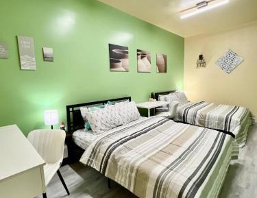 Queen Room with Shared Bathroom