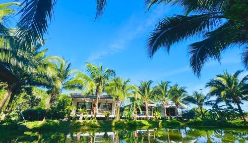 Queen Room with Garden View