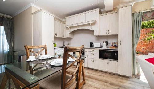 Apartment - Split Level