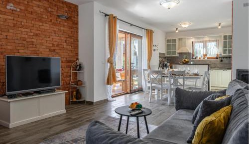 Three-Bedroom Holiday Home 