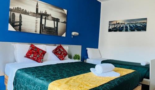 Triple Room with Shared Bathroom