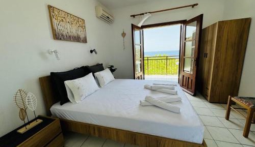 Studio with Sea View