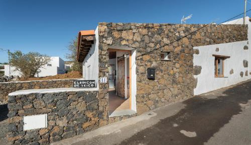One-Bedroom House