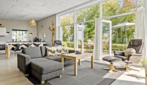Three-Bedroom Holiday Home 