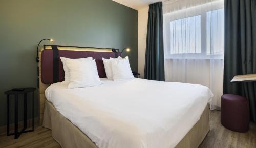 Double Room with 1 Double Bed