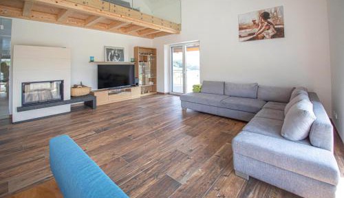 Three-Bedroom Holiday Home 