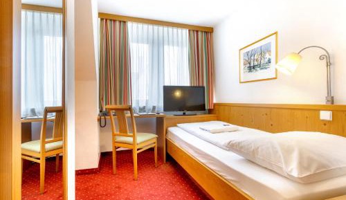 Small Single Room
