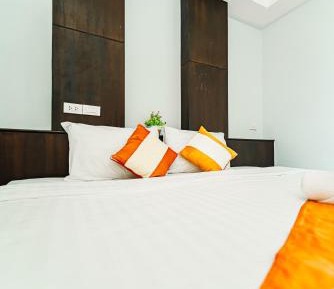 Superior Double or Twin Room with Sea View