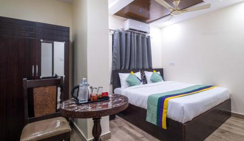 Economy Room with King Bed