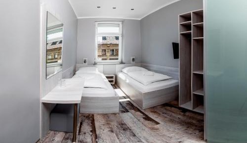 Twin Room Hotel