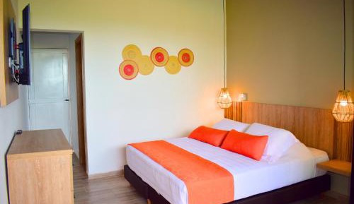 Deluxe Double Room with Bath