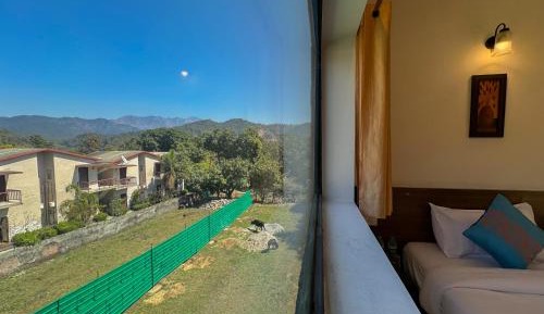 Double Room with Mountain View