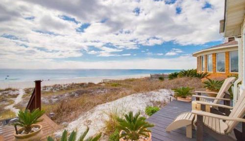 Three-Bedroom Holiday Home 