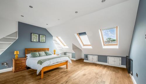 Six-Bedroom House