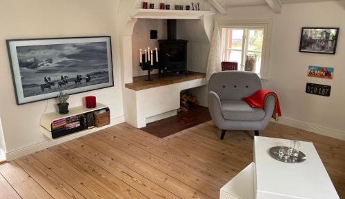 One-Bedroom House