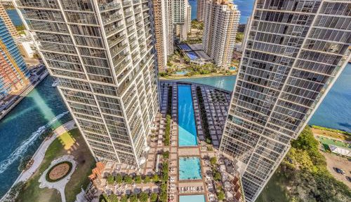 Two-Bedroom Apartment with Bay View