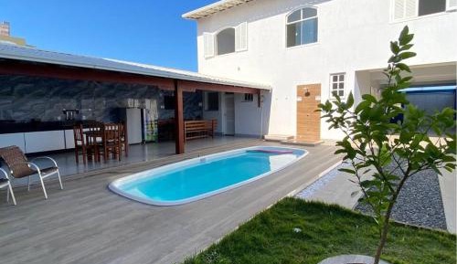 Seven-Bedroom House