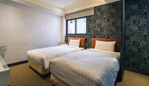 Standard Twin Room